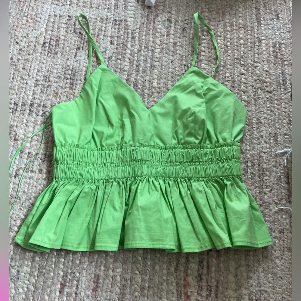Green rouched tank top, so cute for summer
